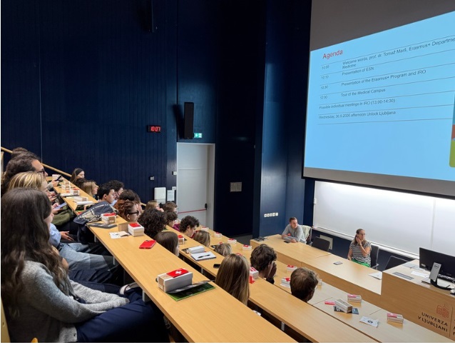 erasmus+.jpg