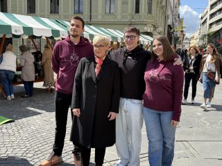 Krog zdravja na Pre&scaron;ernovem trgu: &scaron;tudenti medicine z brezplačnimi meritvami za bolj zdravo družbo