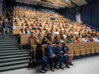 Medicinska fakulteta Univerze v Ljubljani pozdravlja novo generacijo študentov in napoveduje začetek novega obdobja razvoja